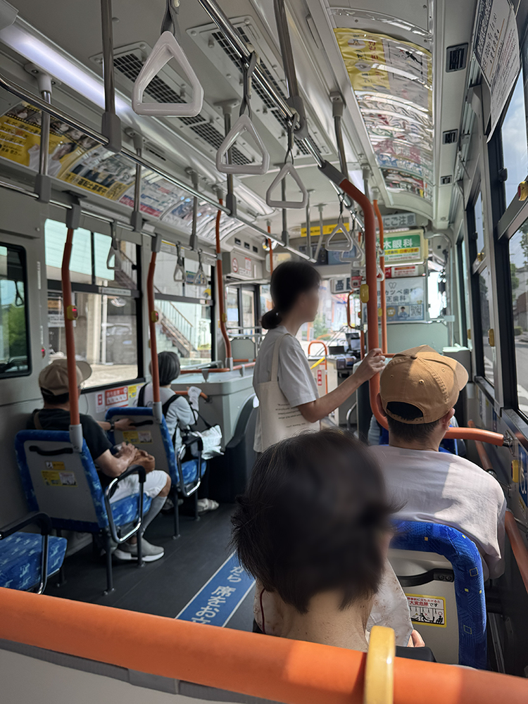 阪急バス車中にて
