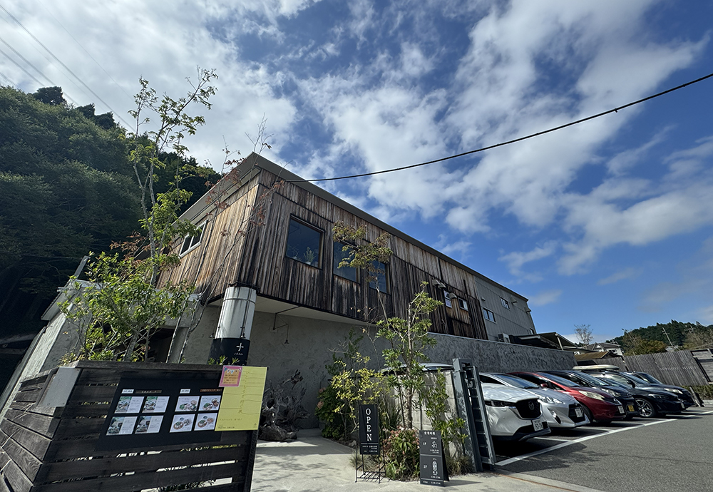 豊能町にあるJOZU+