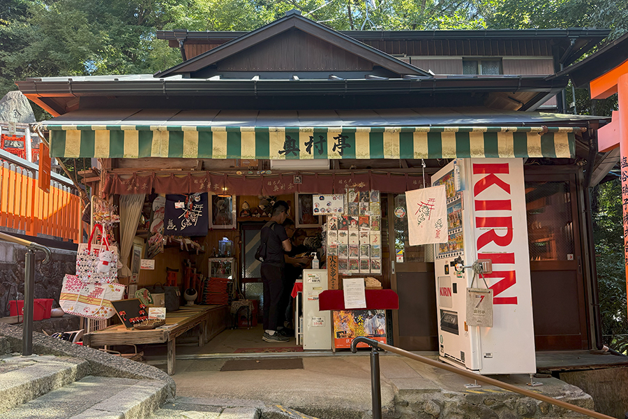 田中社神蹟 権太夫さんは稲荷山の創始七神蹟のひとつ
