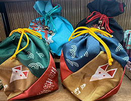 伏見稲荷大社の和巾着